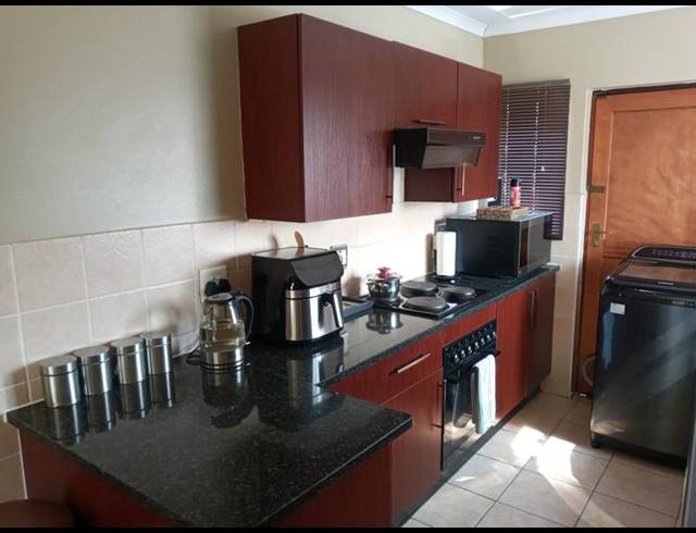 2 BEDROOM TOWNHOUSE FOR SALE IN THE REEDS